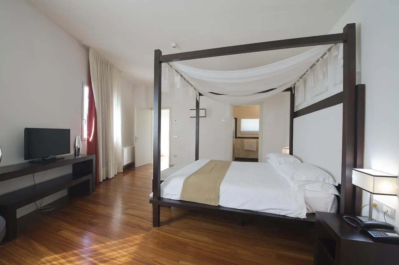 Aparthotel Eden Rock Resort Florence