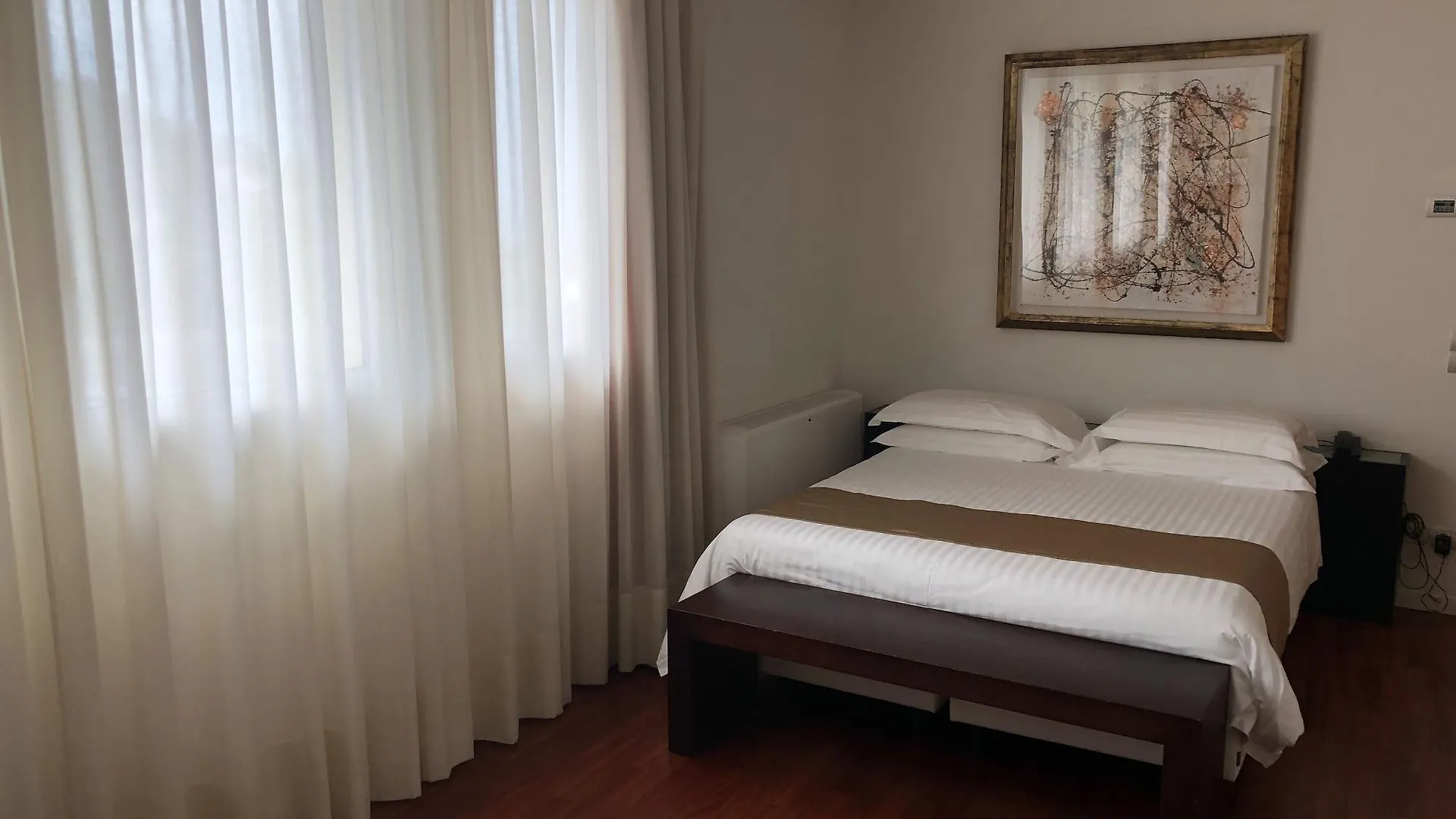 Aparthotel Eden Rock Resort Florence