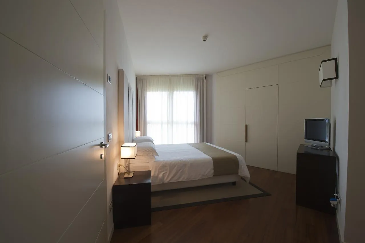 Eden Rock Resort Florence Aparthotel